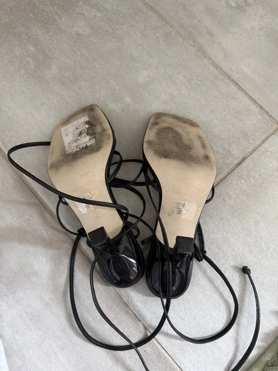 Steve Madden Black Lace-Up Square-Toe Strappy Sandals - Picture 4 of 7